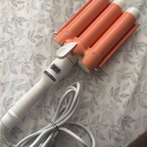 Tidal Peach and White Hair Waver